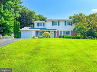 70 Christopher Dr, Holland, PA