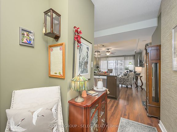 3rd image of 1030 Coronation Dr #812