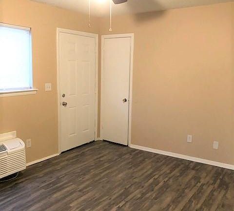 4th image of 120 Wolfe St #13