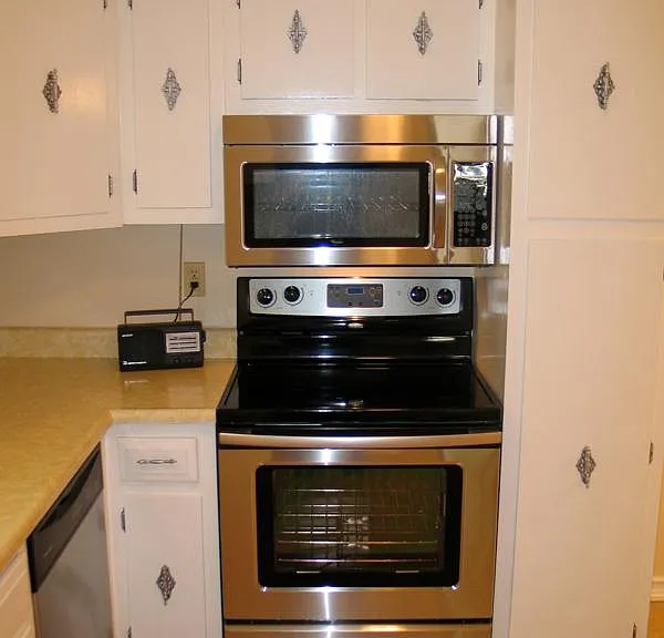 8209 Mercier St — Photo 3