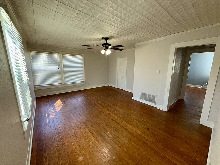 132 Woodland St #3 — Photo 6