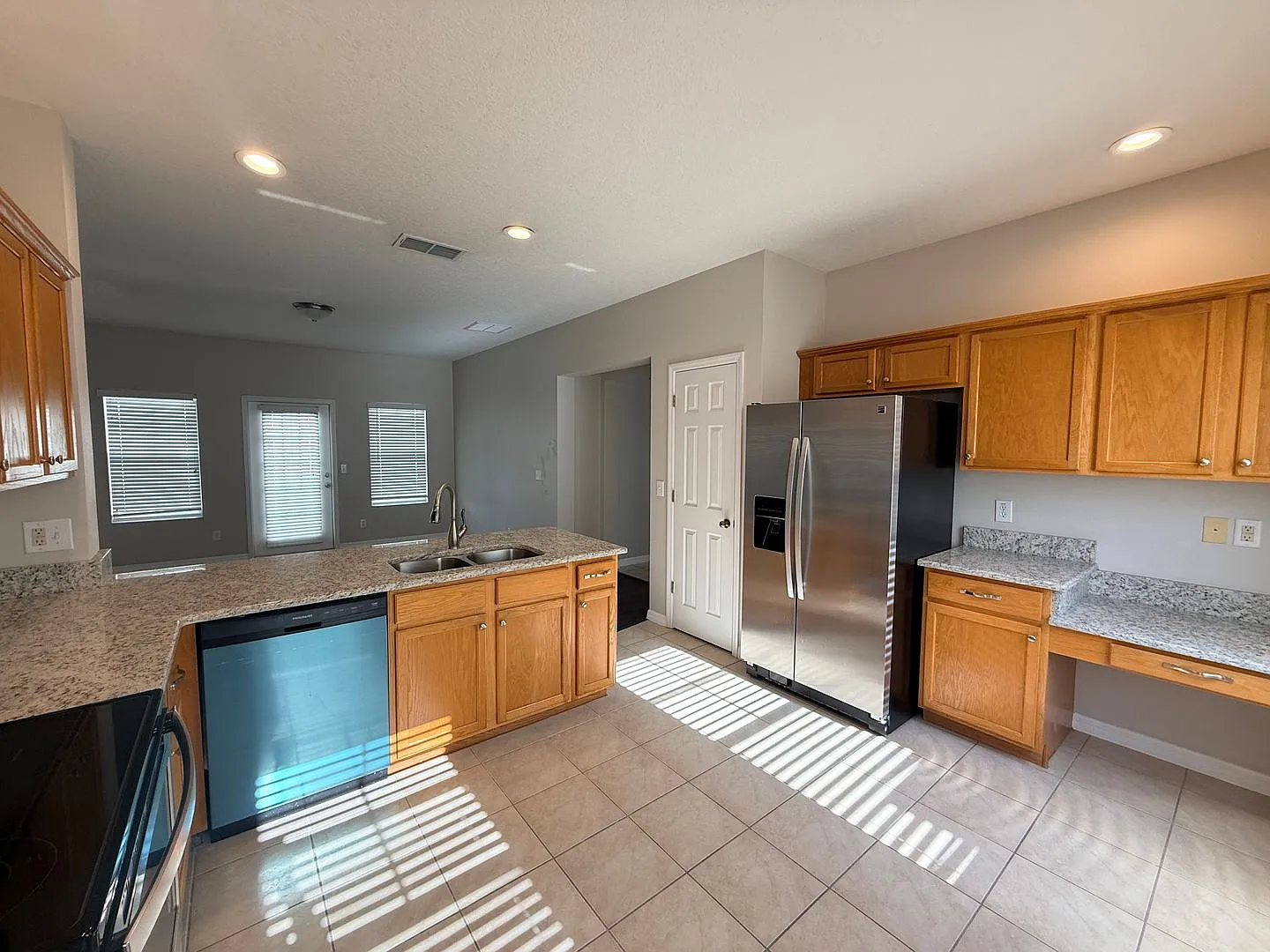 1110 Oakpond, Celebration, FL 34747 4 bedroom/2 bath/2car garage — Photo 4