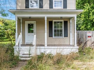 3734 Clay St, Point Of Rocks, MD 21777
