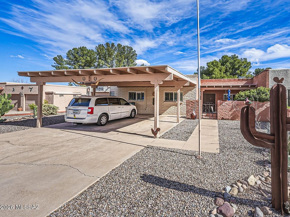 1st image of 1044 N Paseo Iris