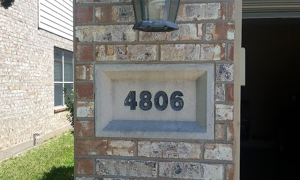 1st image of 4806 Russett Ln