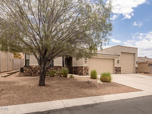 3rd image of 1041 Montrose Dr