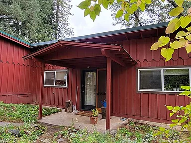 609 Edwards Ave — exterior photo