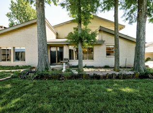 9926 Hefner Village Dr, Oklahoma City, OK 73162