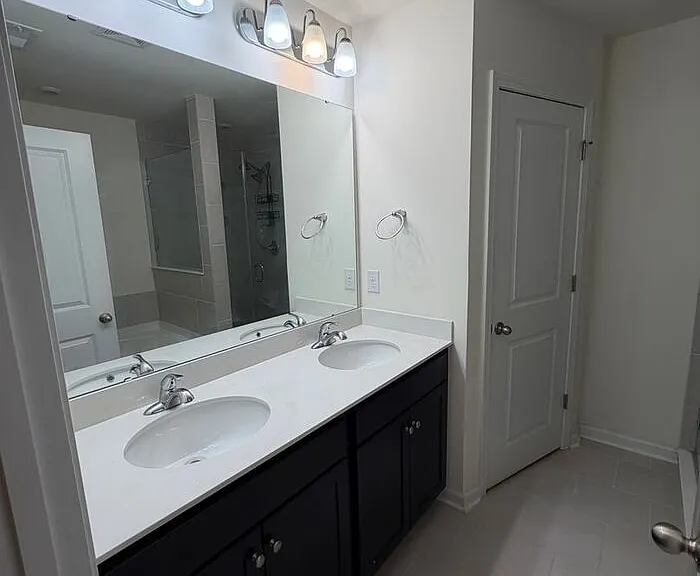 419 Trotters Ln — Photo 14