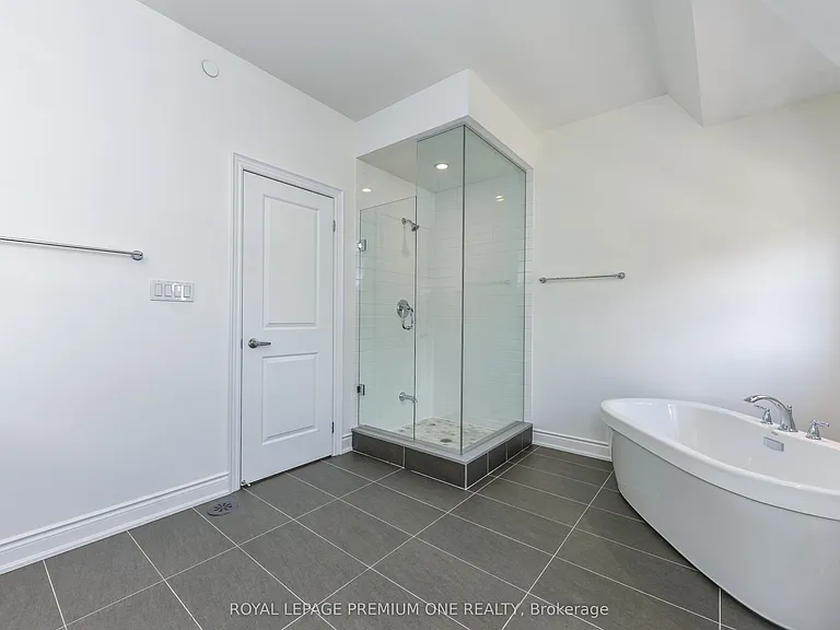 33 Salvador Allende Ct — Photo 18
