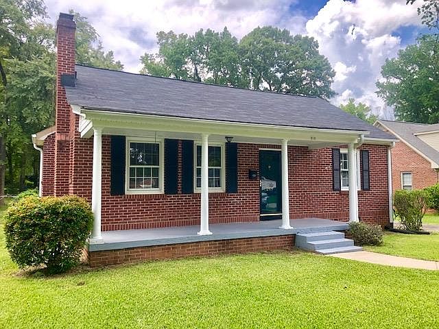 1st image of 219 Forest Ln