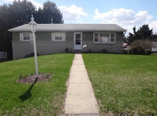 2474 Mayfield St, York, PA 17406