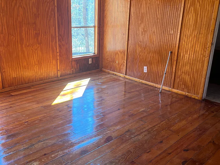 561 County Road 442 — Photo 8