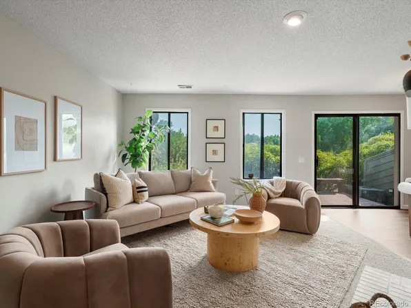 7006 E Dry Creek Place, Centennial, CO 80112