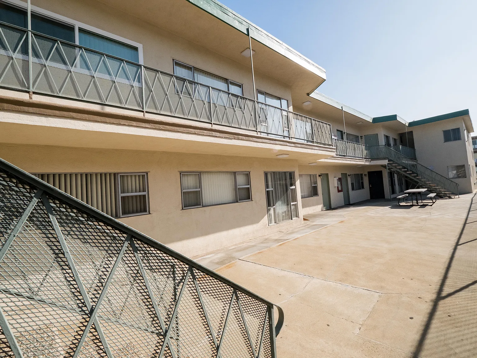 STP Properties — Photo 2