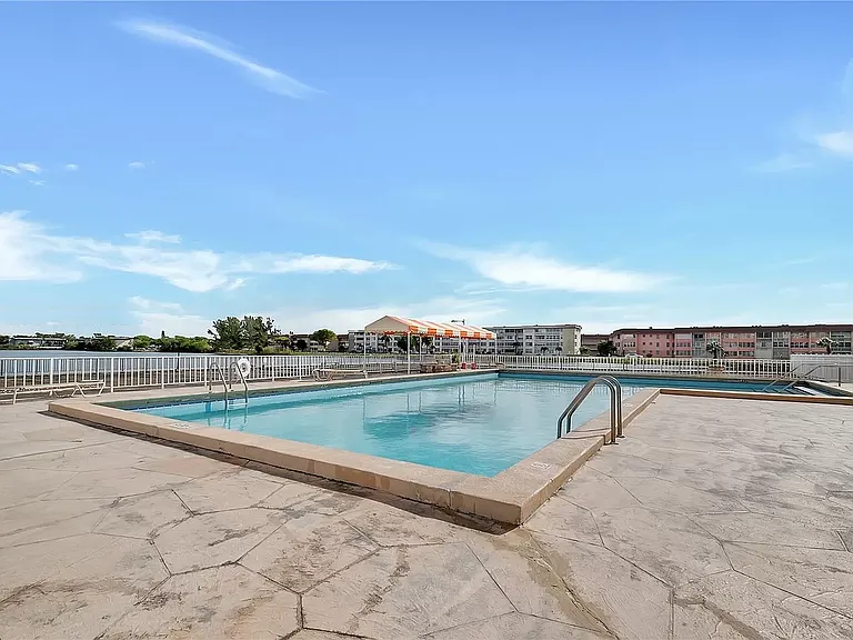 1301 NE Miami Gardens Dr #916 — Photo 15