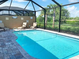 7678 Jacaranda Ln, Naples, FL 34114