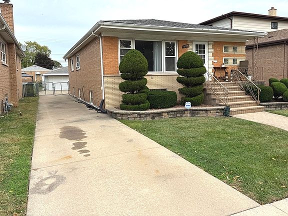 3rd image of 8737 S Richmond Ave