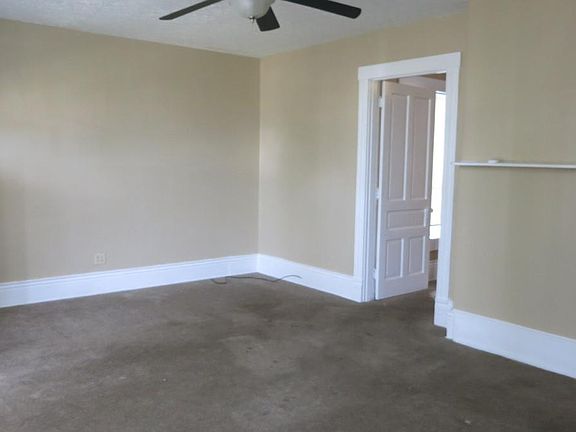 5th image of 2750 W Main St