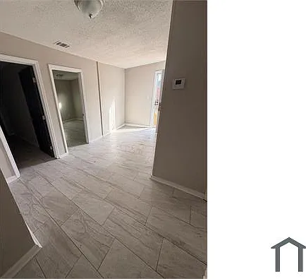 826 Boston St #1 — Photo 5