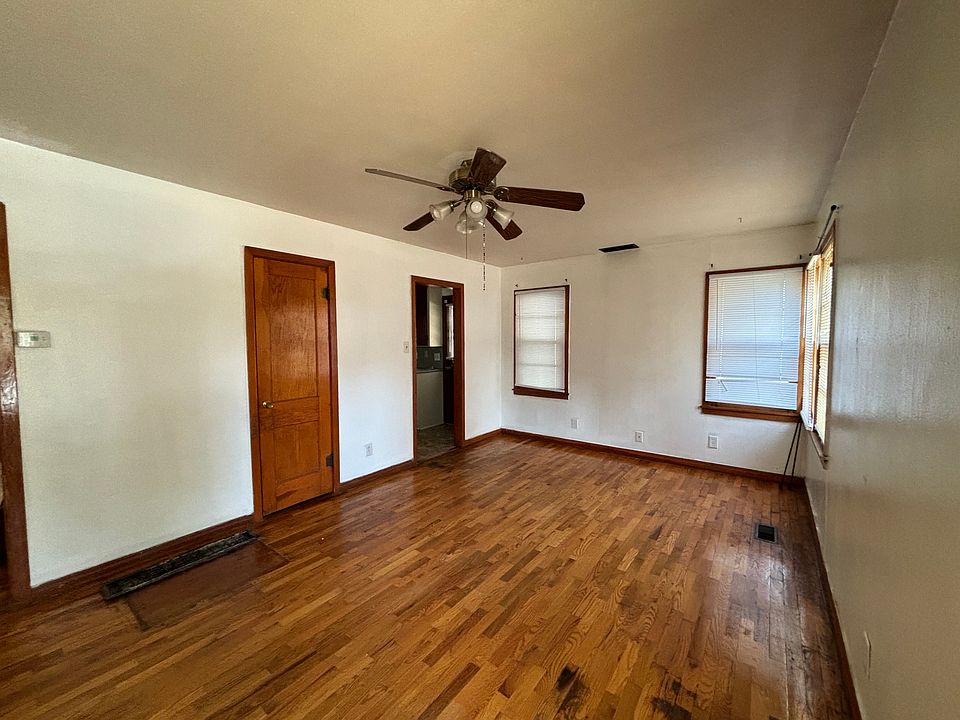 1st image of 603 W 7th Ave
