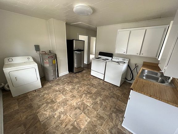 4th image of 338 Woodview Ave