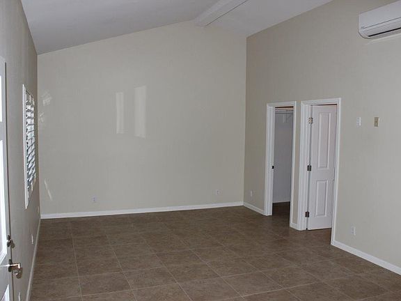 5th image of 153 El Monte Ave