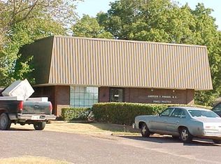 1714 W Broadway Ave, Sulphur, OK 73086