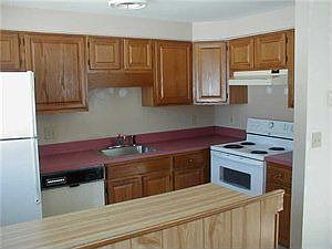 3rd image of 6583 Aspen Cir