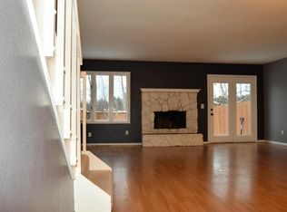 4123 Hampton Dr, Anchorage, AK 99504