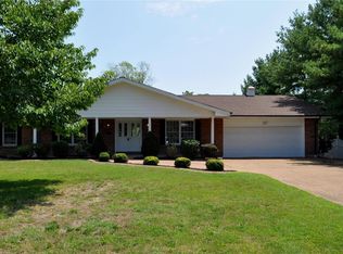 1224 Craig Rd, Saint Louis, MO 63146