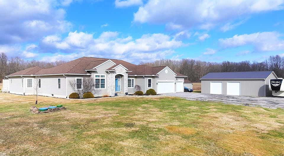 1st image of 4822 Flowers Rd