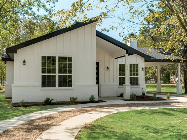 608 Oak Leaf Trl, East Tawakoni, TX 75472