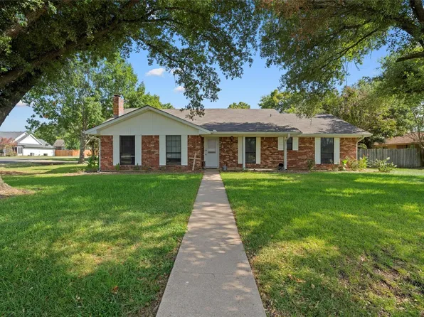 717 Pecan St, Fairfield, TX 75840