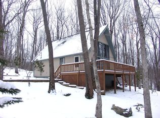 330 Lakeview Dr, Terra Alta, WV 26764