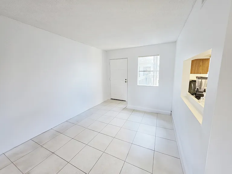 1950 N Congress Ave #404-404HOA — Photo 6