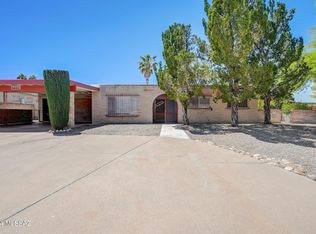 9020 E Henry Pl, Tucson, AZ 85710
