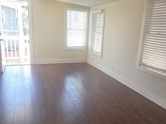 3rd image of 1517 E 1st St #1523B