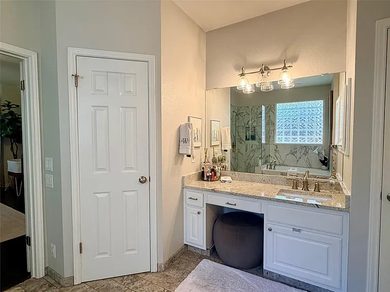 11508 Emerald Falls Dr — Photo 10