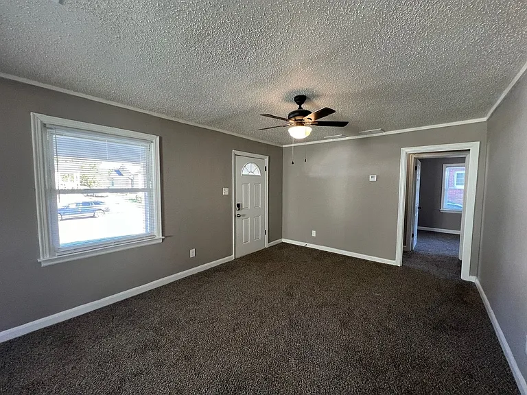 1767 S Wellington St — Photo 3