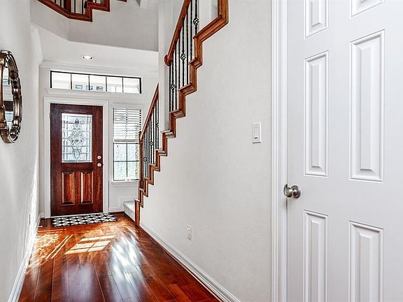 4th image of 2754 Kings Retreat Cir