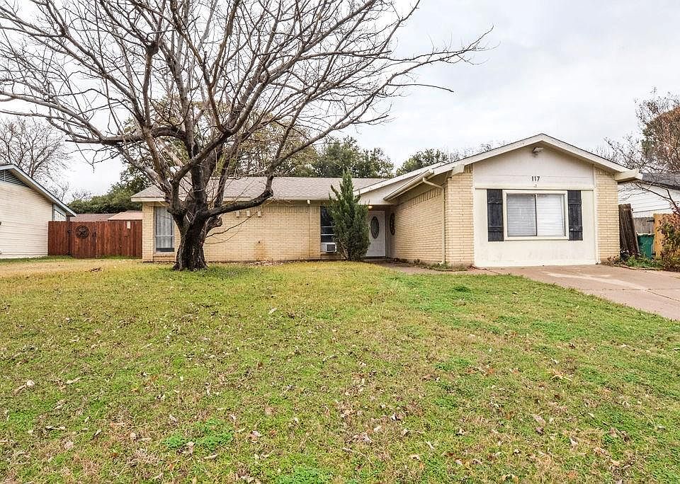 1st image of 117 Bowling Green Cir