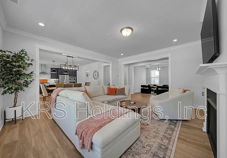 629 Hayes Dr — Photo 8