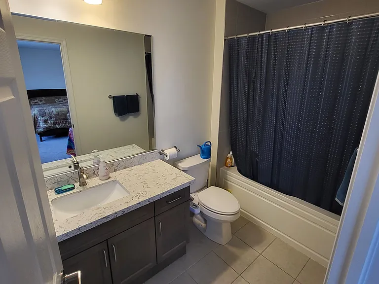 725 Kennedy Cir W — Photo 20