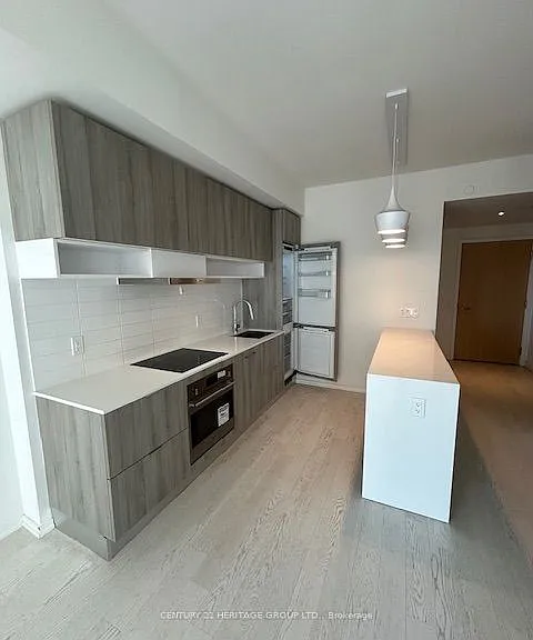 5 Soudan Ave #3009 — Photo 6