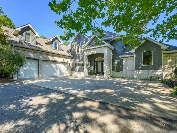 2965 Golf Course Dr, Martinsville, IN 46151