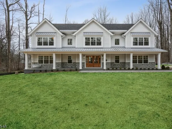 5 Dogwood Dr, Chester Twp., NJ 07930