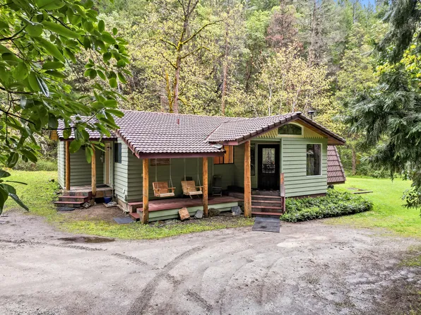 4955 Sardine Creek Rd #L, Gold Hill, OR 97525