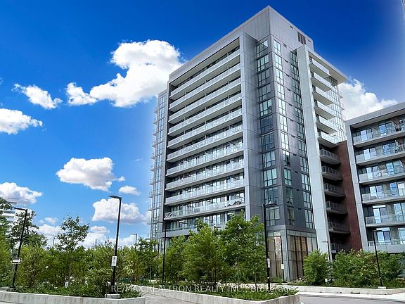 2nd image of 36 Manor Rd E #1102