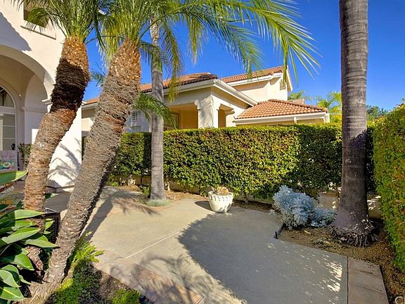 2nd image of 26261 Verona Pl